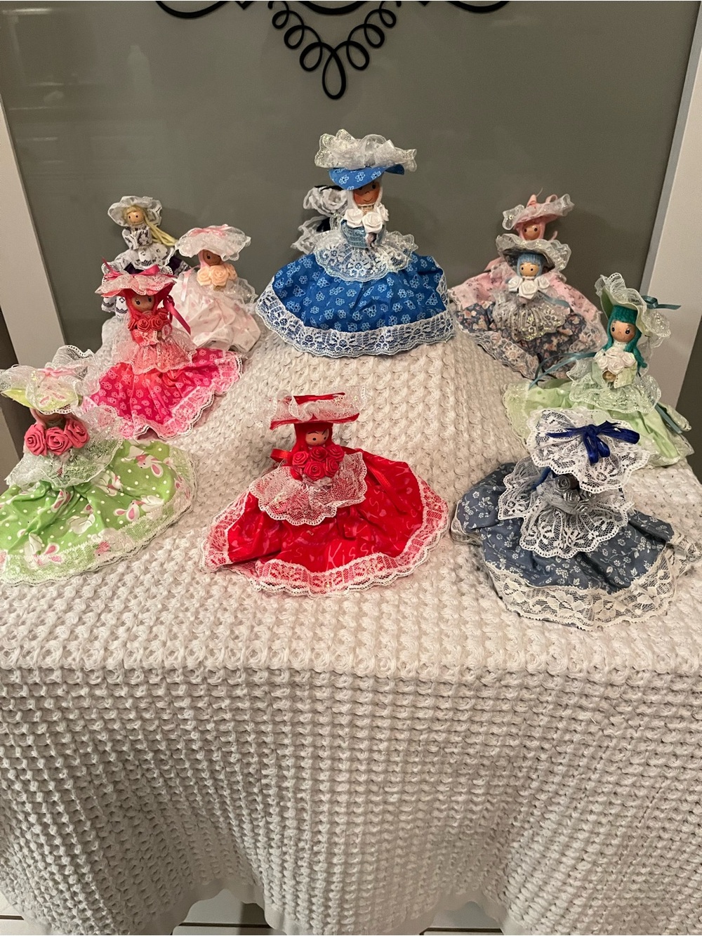"Lot of 12 New
Handmade 6" Wooden
Clothespin Dolls Victorian
Southern Belle Lacy